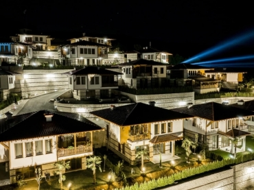 Бургас, гр. Свети Влас, Продается 