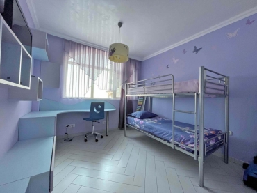 Бургас, к. к. Елените, Продается 